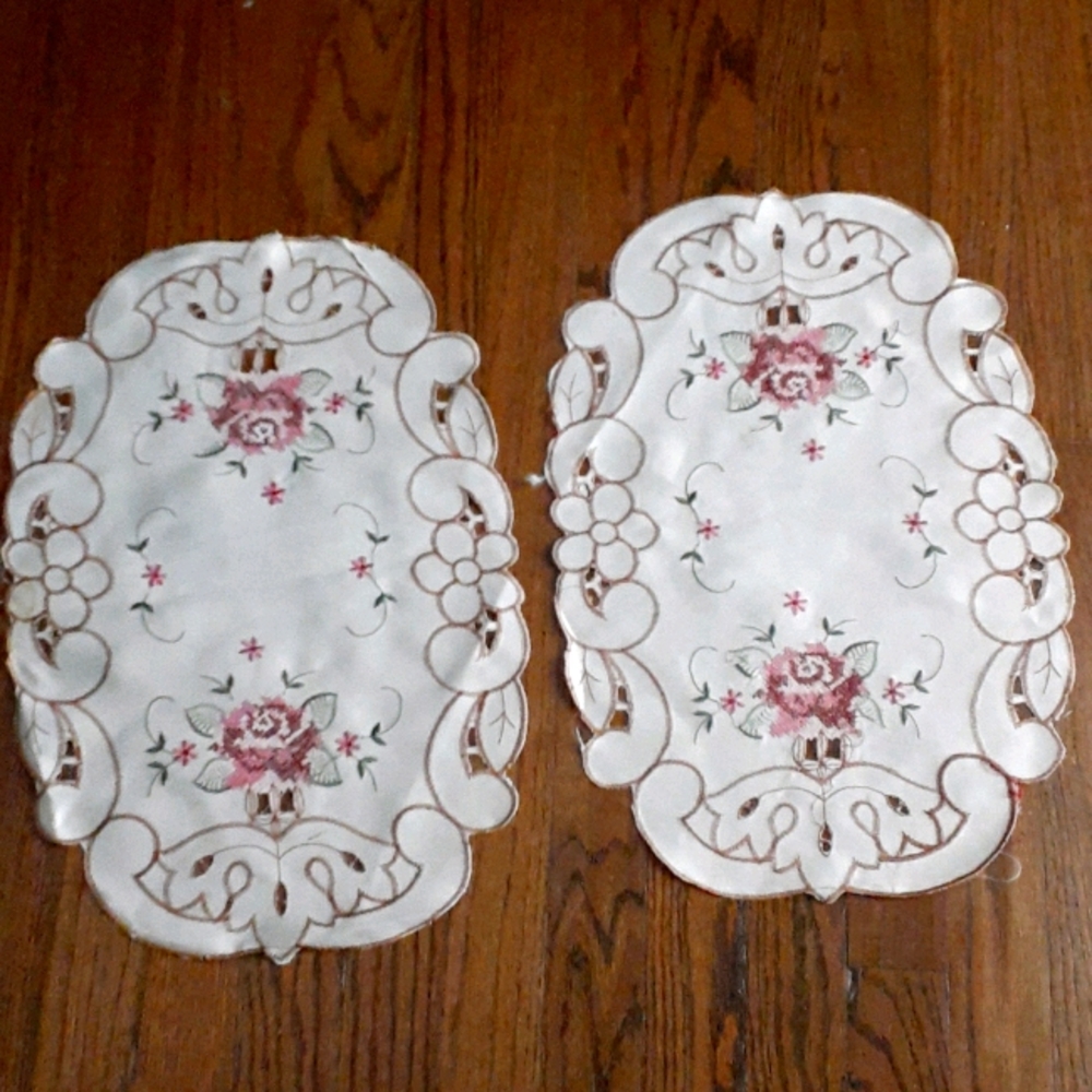 Dining runner table - Picture 2 of 2